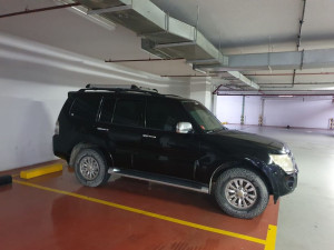 2013 Mitsubishi Pajero