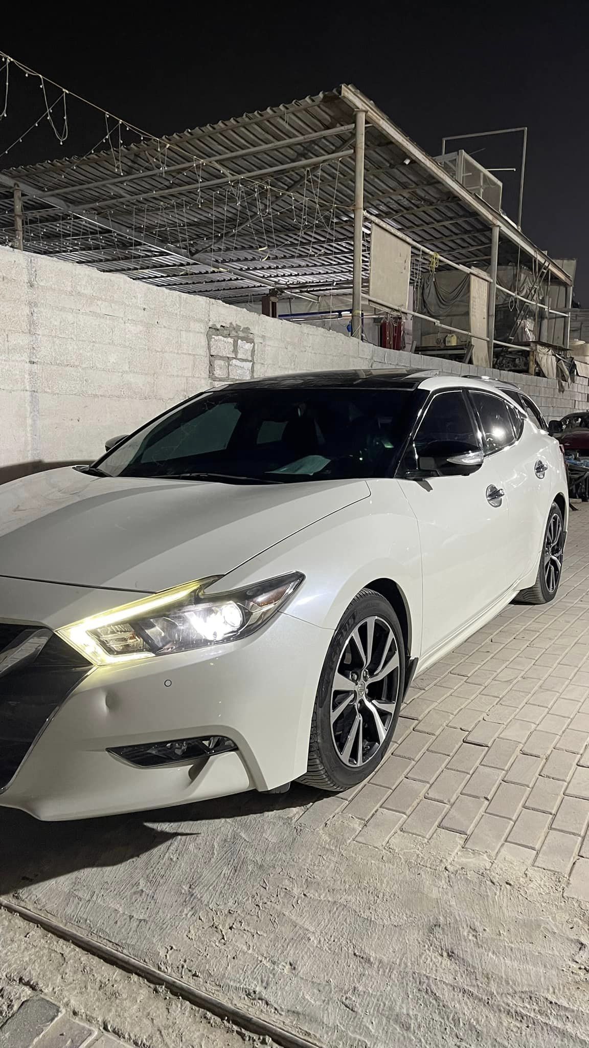 2016 Nissan Maxima in dubai