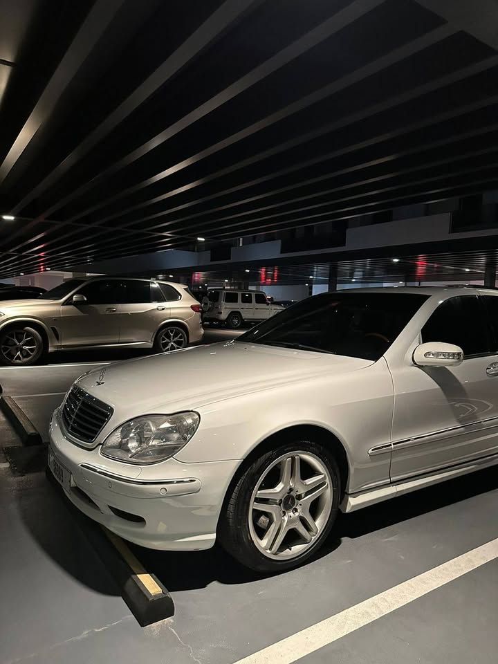 2002 Mercedes-Benz S-Class