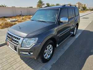 2019 Mitsubishi Pajero in dubai