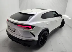 2022 Lamborghini URUS