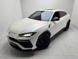 2022 Lamborghini URUS