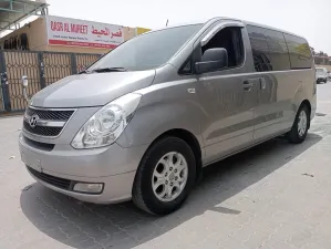 2011 Hyundai Starex