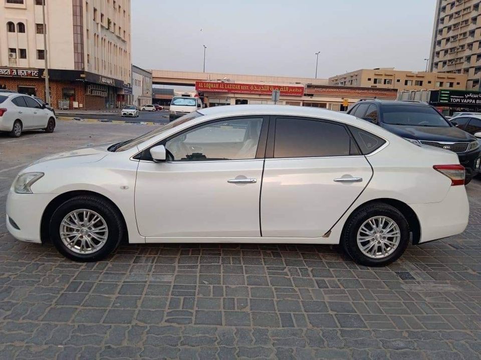 2016 Nissan Sentra in dubai