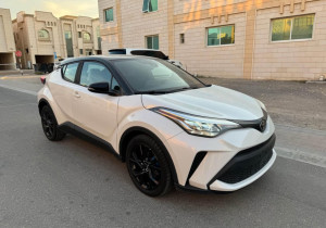 Toyota C-HR V4 2.0L 4wd Model 2020 American Spec Mileage:139000 miles