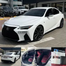 2021 Lexus IS