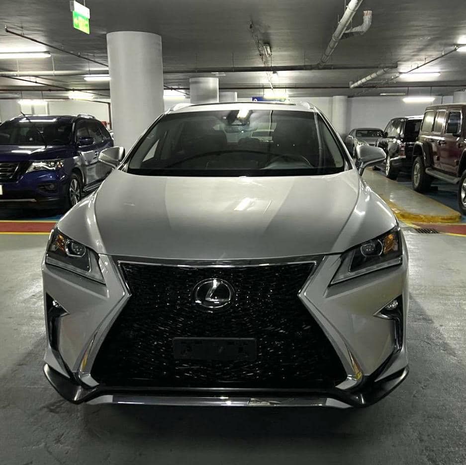 2017 Lexus RX in dubai