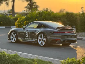 2025 بورش 911 كاريرا