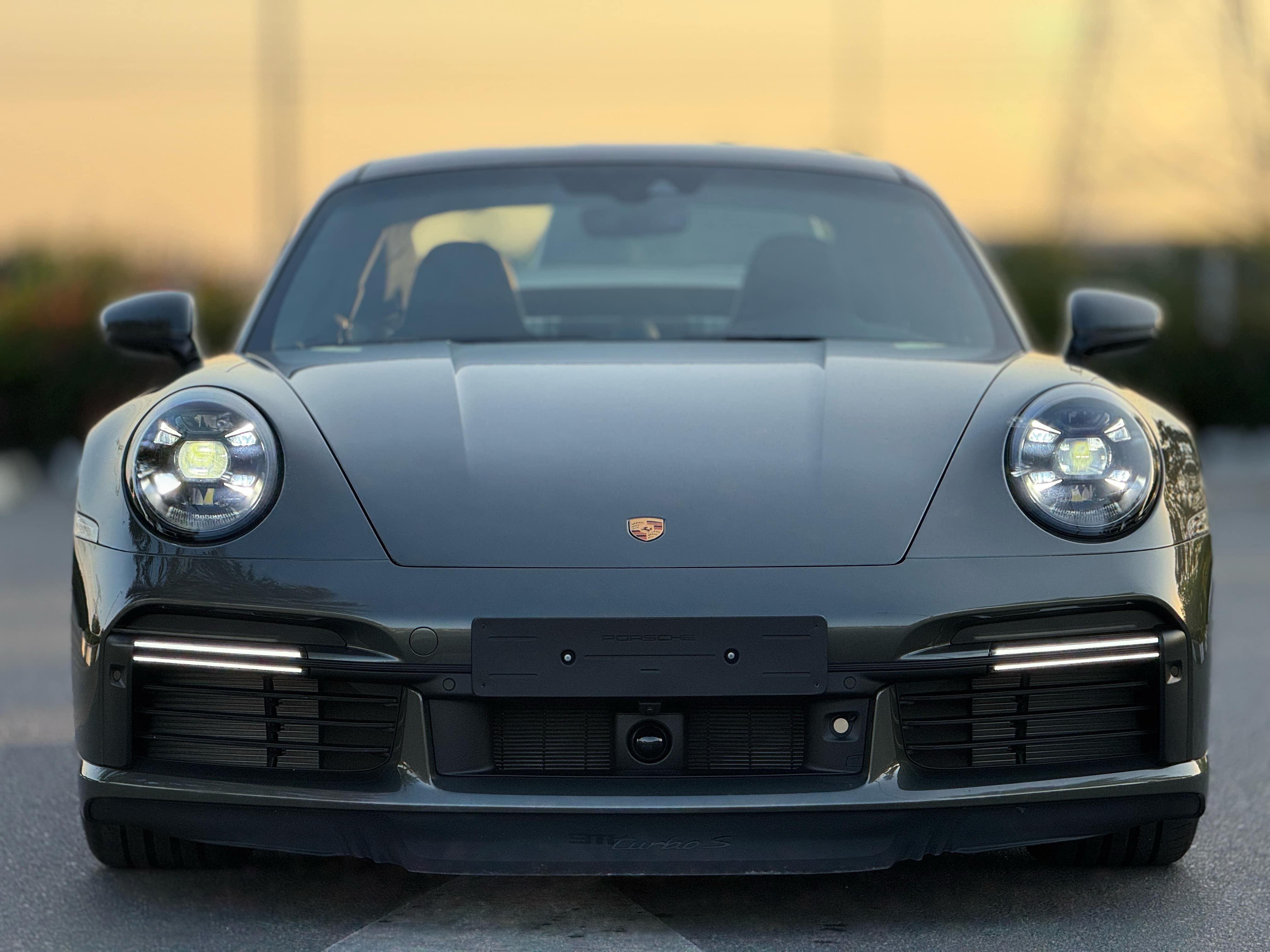 2025 Porsche 911 Carrera