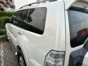 2013 Mitsubishi Pajero