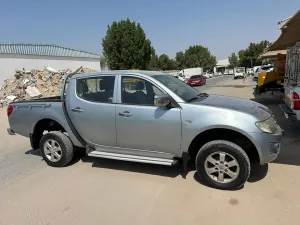 2013 Mitsubishi L200