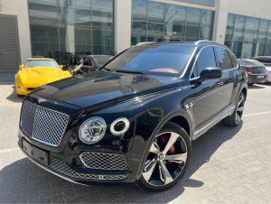 2017 Bentley Bentayga in dubai