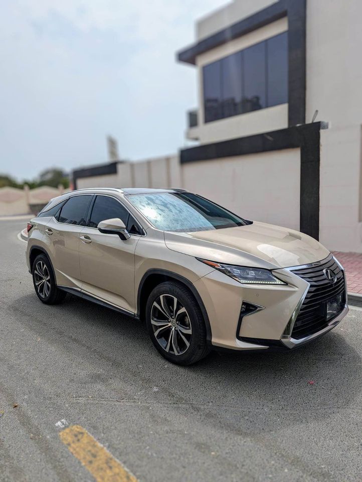 2017 Lexus RX in dubai