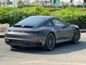 2024 Porsche 911 Carrera