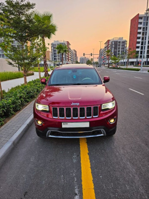 2014 Jeep Grand Cherokee in dubai