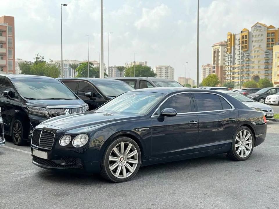 2018 Bentley Continental Flying Spur in dubai