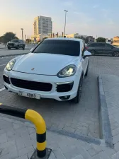 2016 Porsche Cayenne in dubai