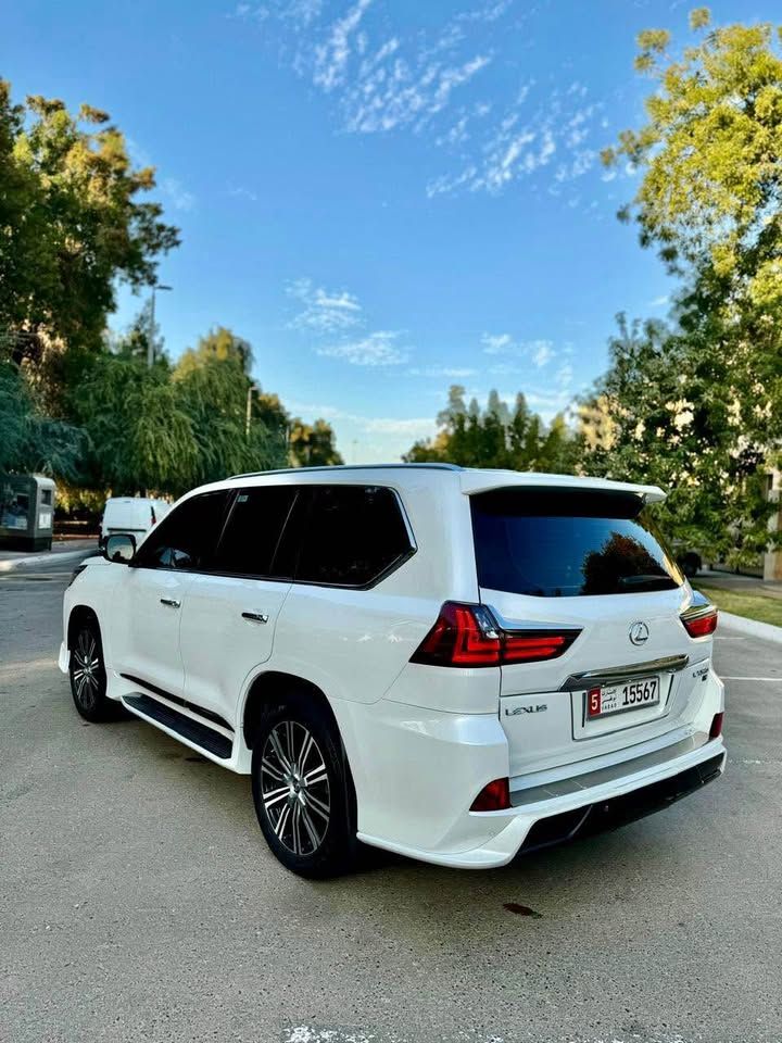 2017 Lexus LX 570