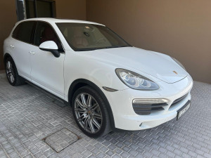 2014 Porsche Cayenne in dubai