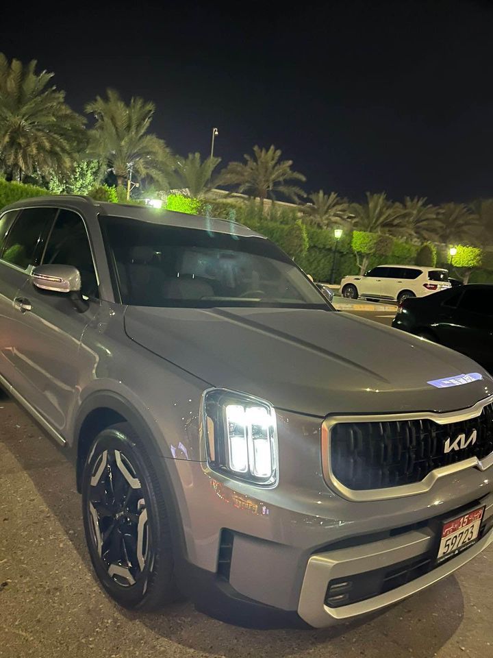 2023 Kia Telluride in dubai