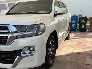 2021 Toyota Land Cruiser