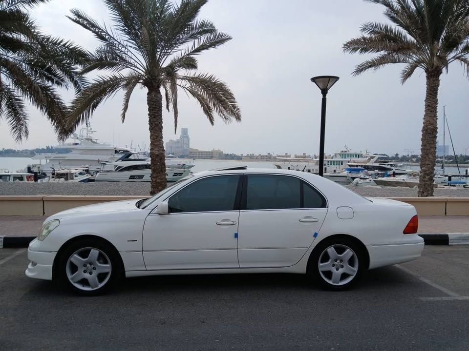 2001 Lexus LS 430