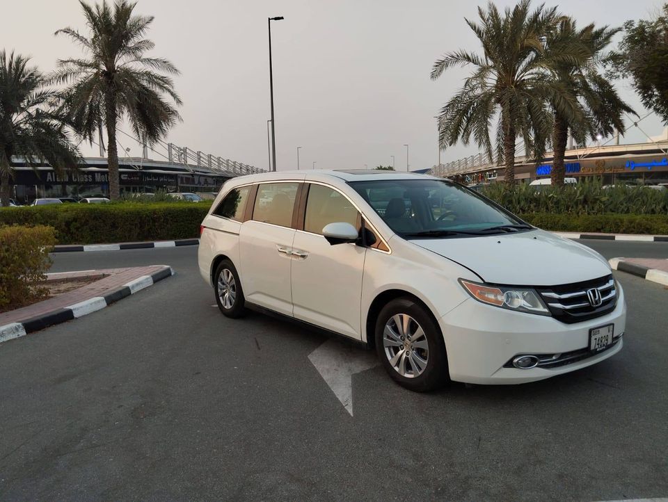 2014 Honda Odyssey in dubai