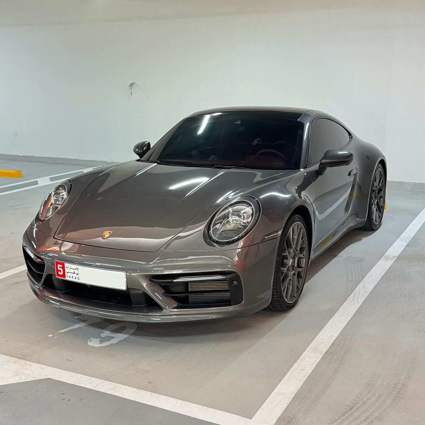 2020 Porsche 911 Carrera