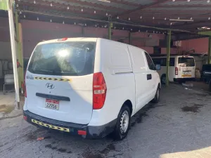 2010 Hyundai H1