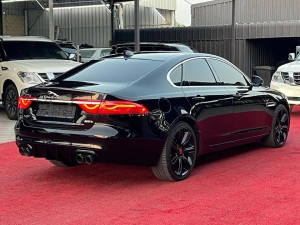 2019 Jaguar XF