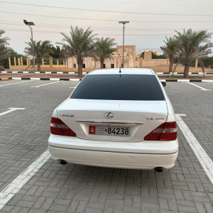 2005 Lexus LS