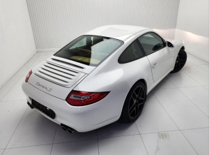 2010 Porsche 911 Carrera