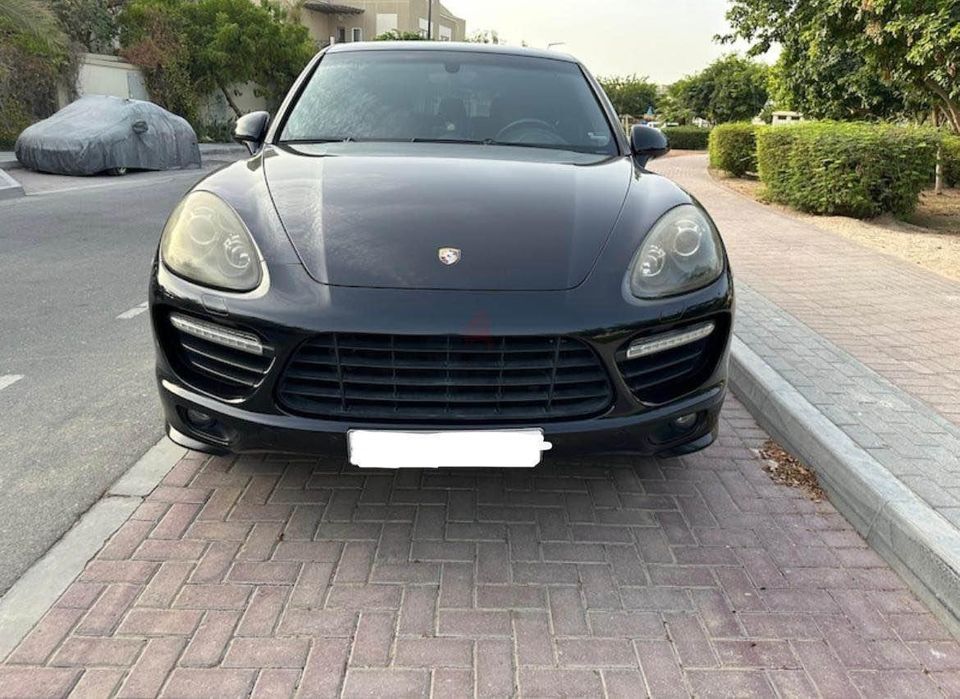 2014 Porsche Cayenne in dubai