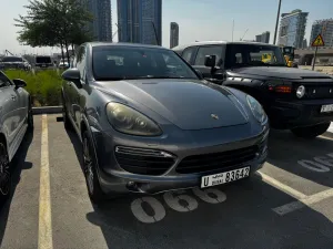 2012 Porsche Cayenne in dubai