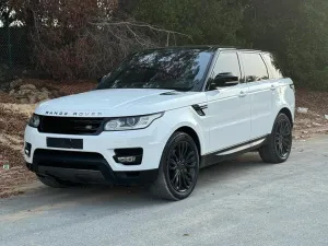 2016 Land Rover Range Rover Sport in dubai