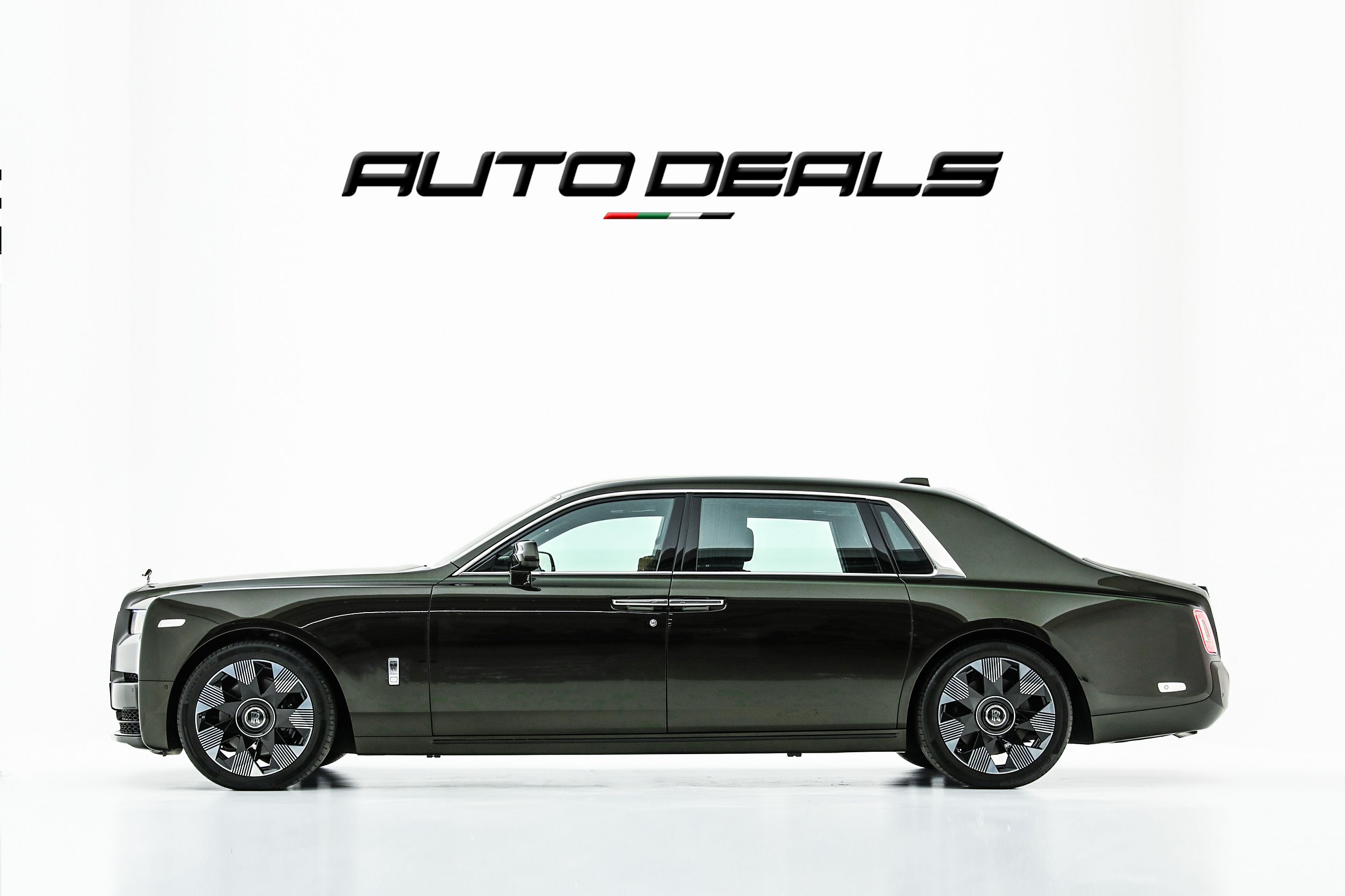 2023 Rolls Royce Phantom