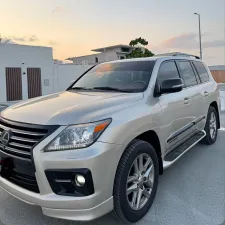 2013 Lexus LX 570 in dubai