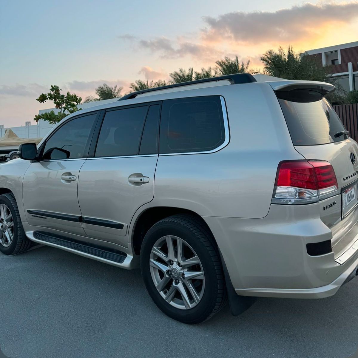 2013 Lexus LX 570