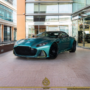 2023 Aston Martin DBS in dubai