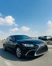 2019 Lexus ES