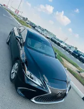 2019 Lexus ES