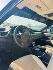 2019 Lexus ES