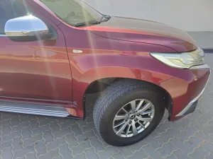 2017 Mitsubishi Montero