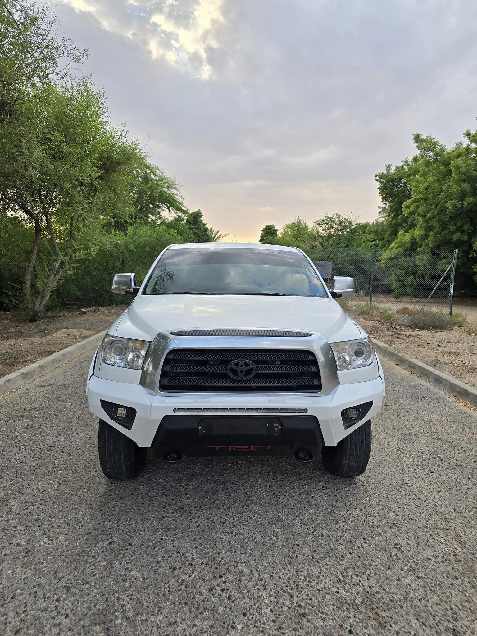 2008 Toyota Tundra in dubai