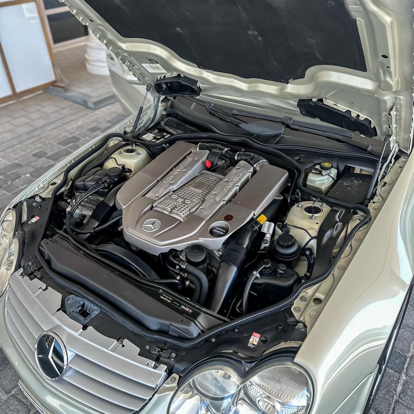 2004 Mercedes-Benz SL