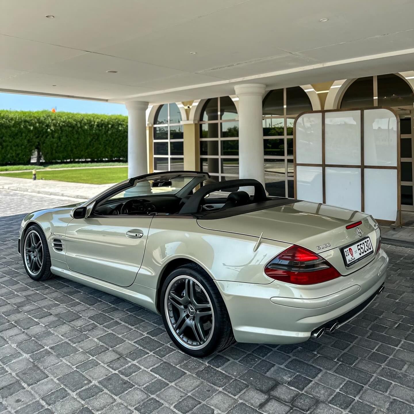 2004 Mercedes-Benz SL