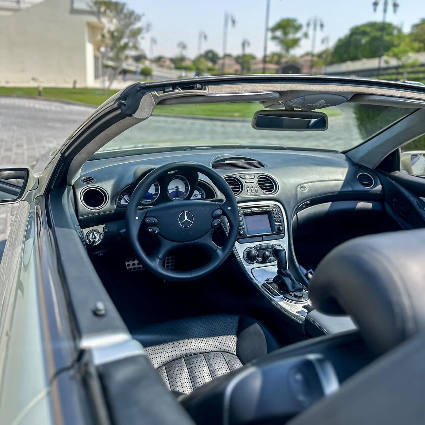 2004 Mercedes-Benz SL