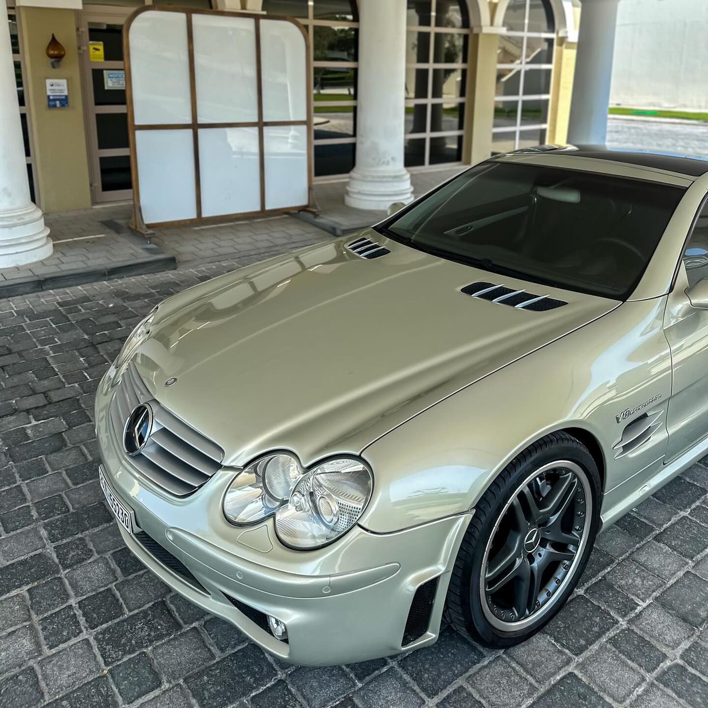 2004 Mercedes-Benz SL