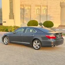 2010 Lexus LS 460