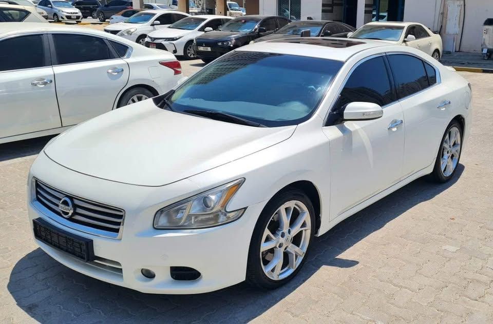 2013 Nissan Maxima in dubai